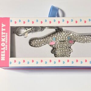Hello Kitty and Friends Keychain Silver Sequins